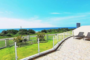 Uvongo - Beach Paradise & Open Ocean View